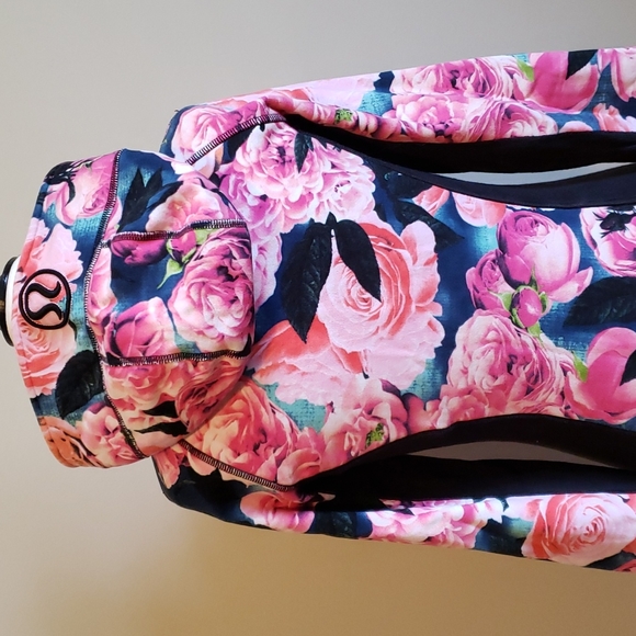 Lululemon Scuba Hoodie 2 - Picture 3 of 12